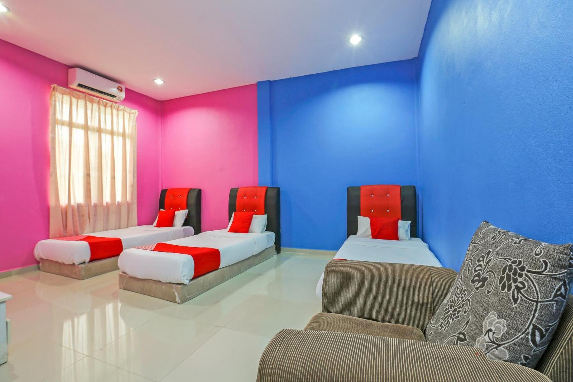 Oyo 89933 Nun Hotel Jeli Exterior foto