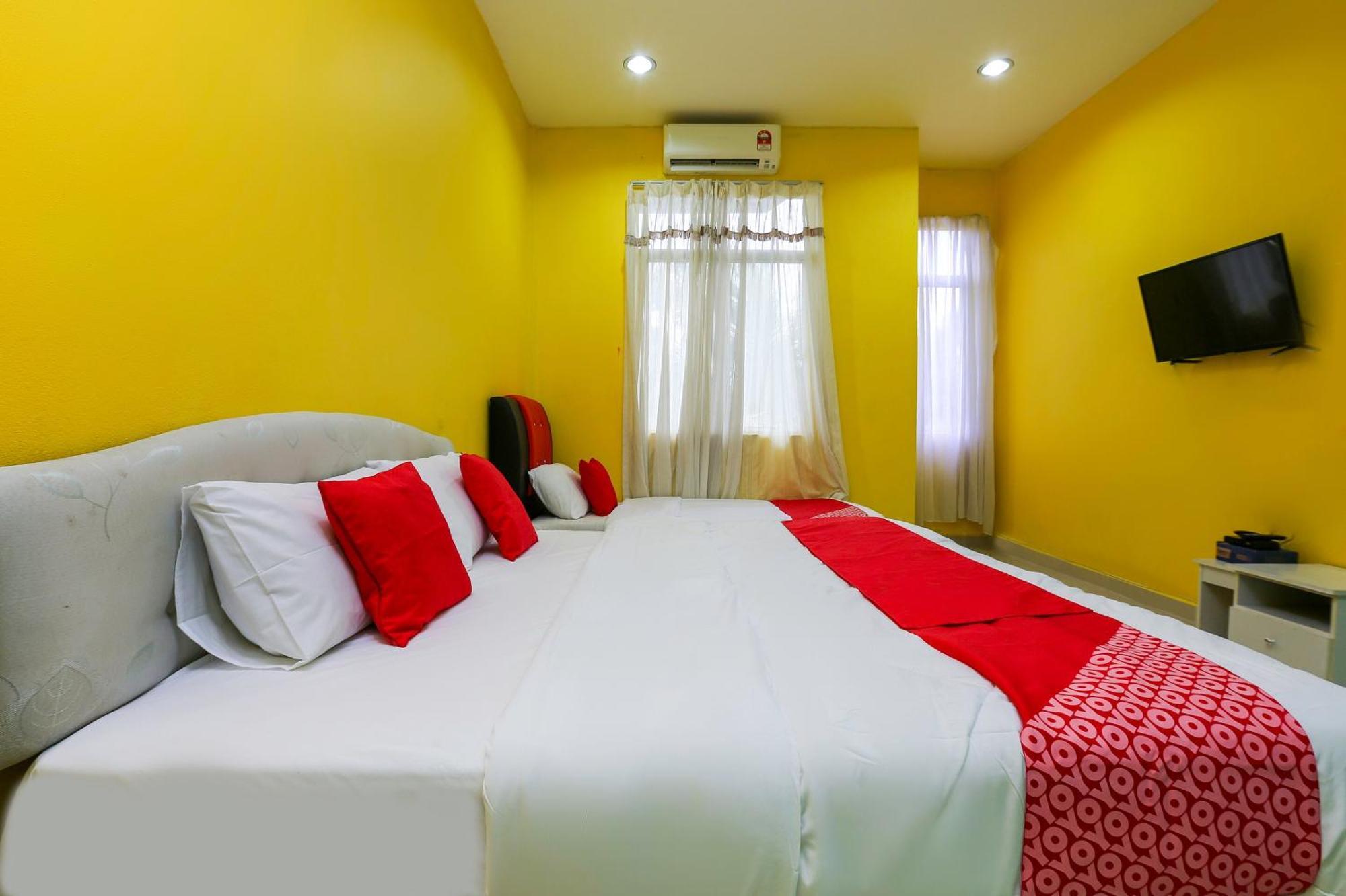 Oyo 89933 Nun Hotel Jeli Exterior foto