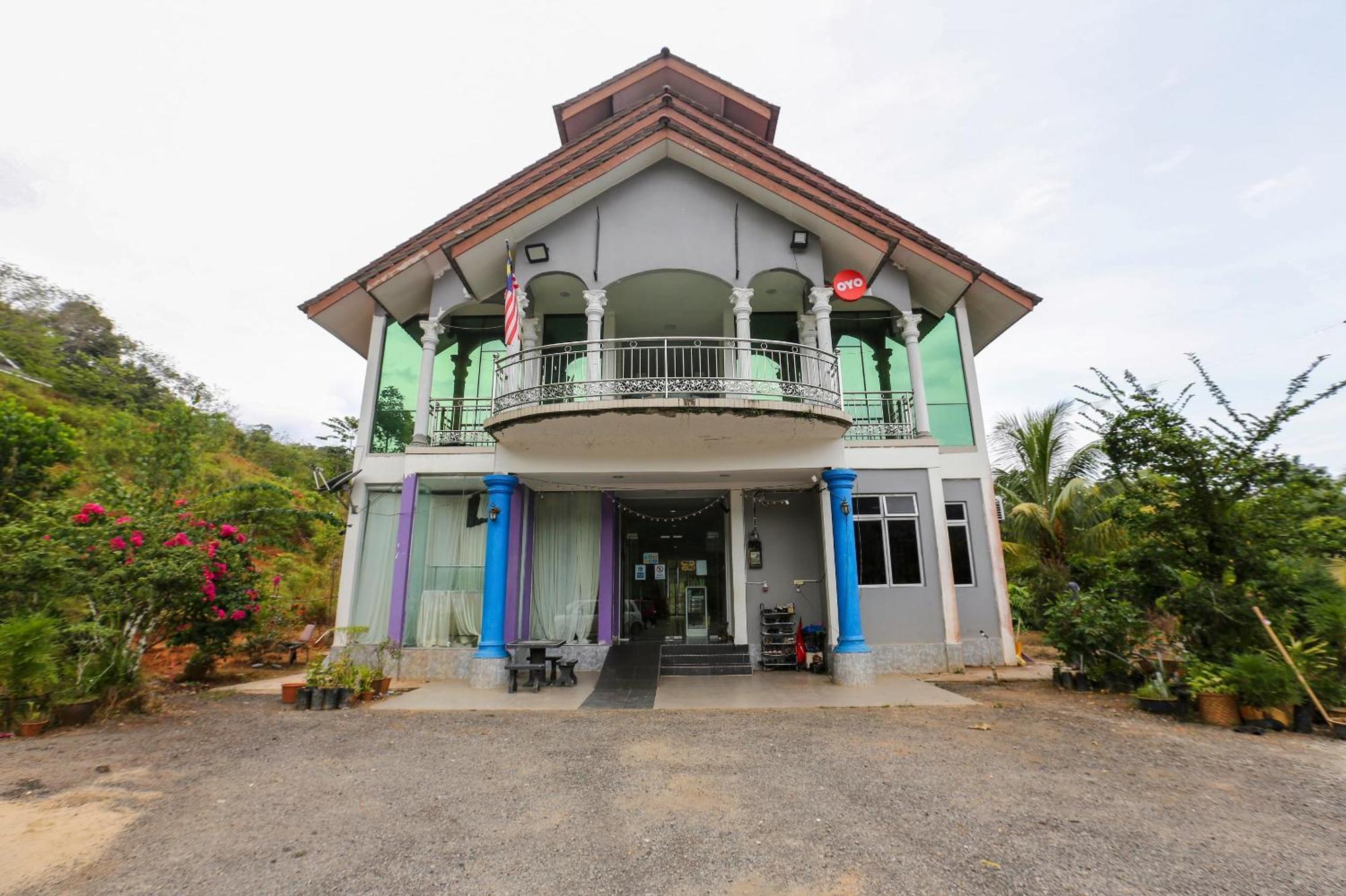 Oyo 89933 Nun Hotel Jeli Exterior foto