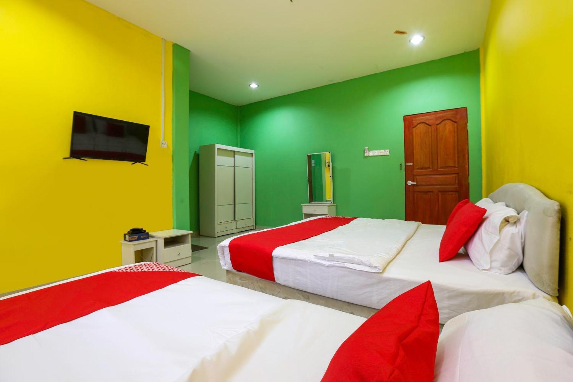 Oyo 89933 Nun Hotel Jeli Exterior foto