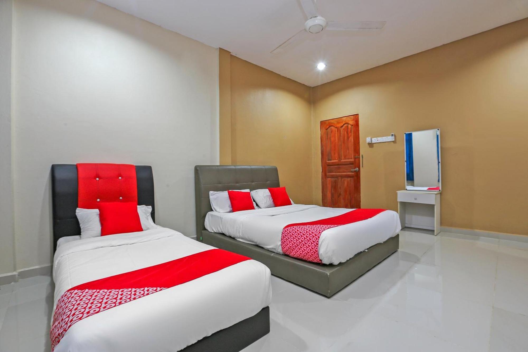 Oyo 89933 Nun Hotel Jeli Exterior foto
