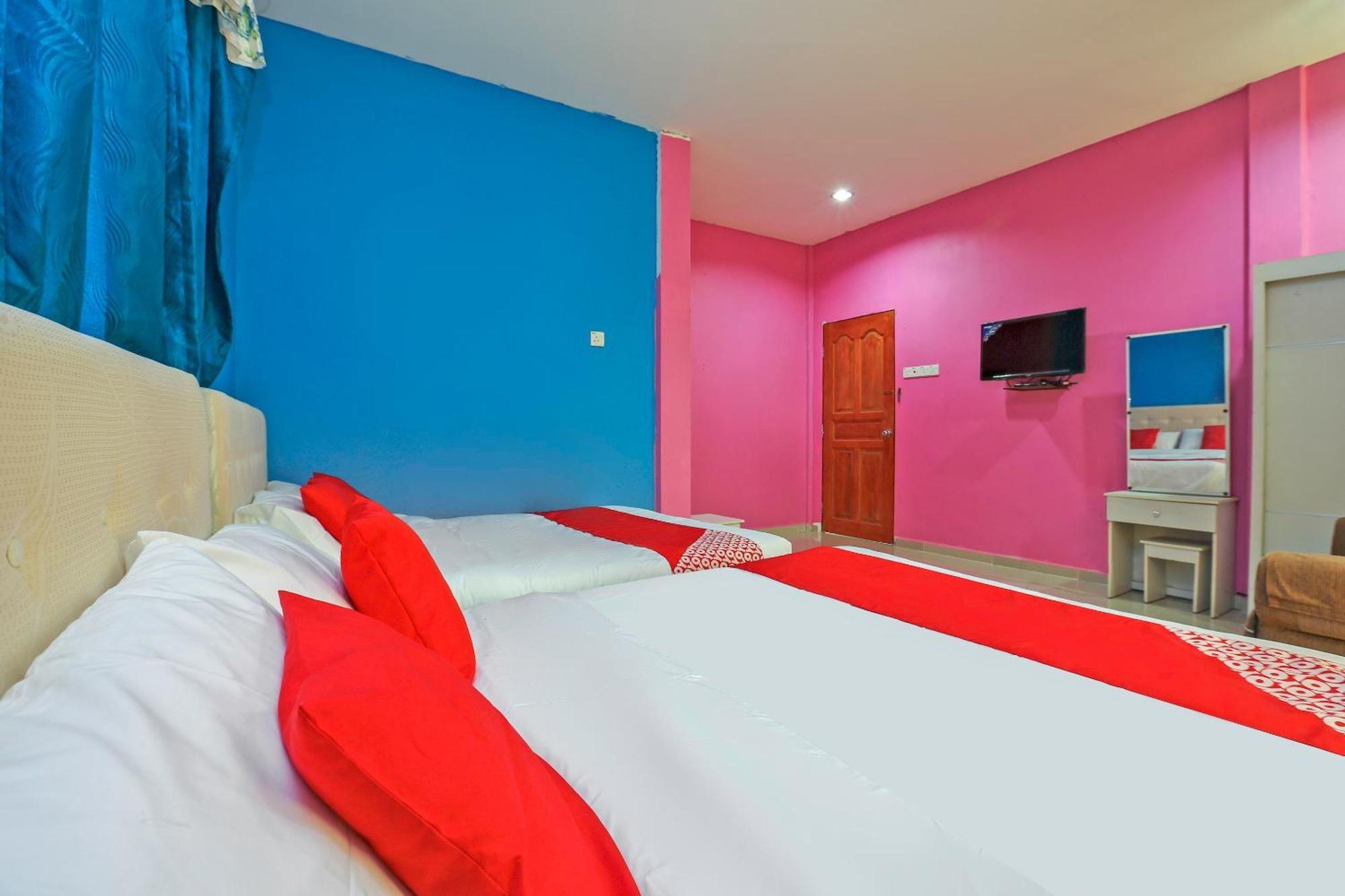 Oyo 89933 Nun Hotel Jeli Exterior foto